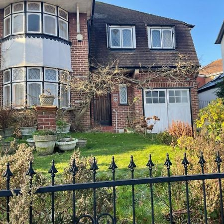 Livadia House At St Leonards On Sea Bed & Breakfast Exterior photo